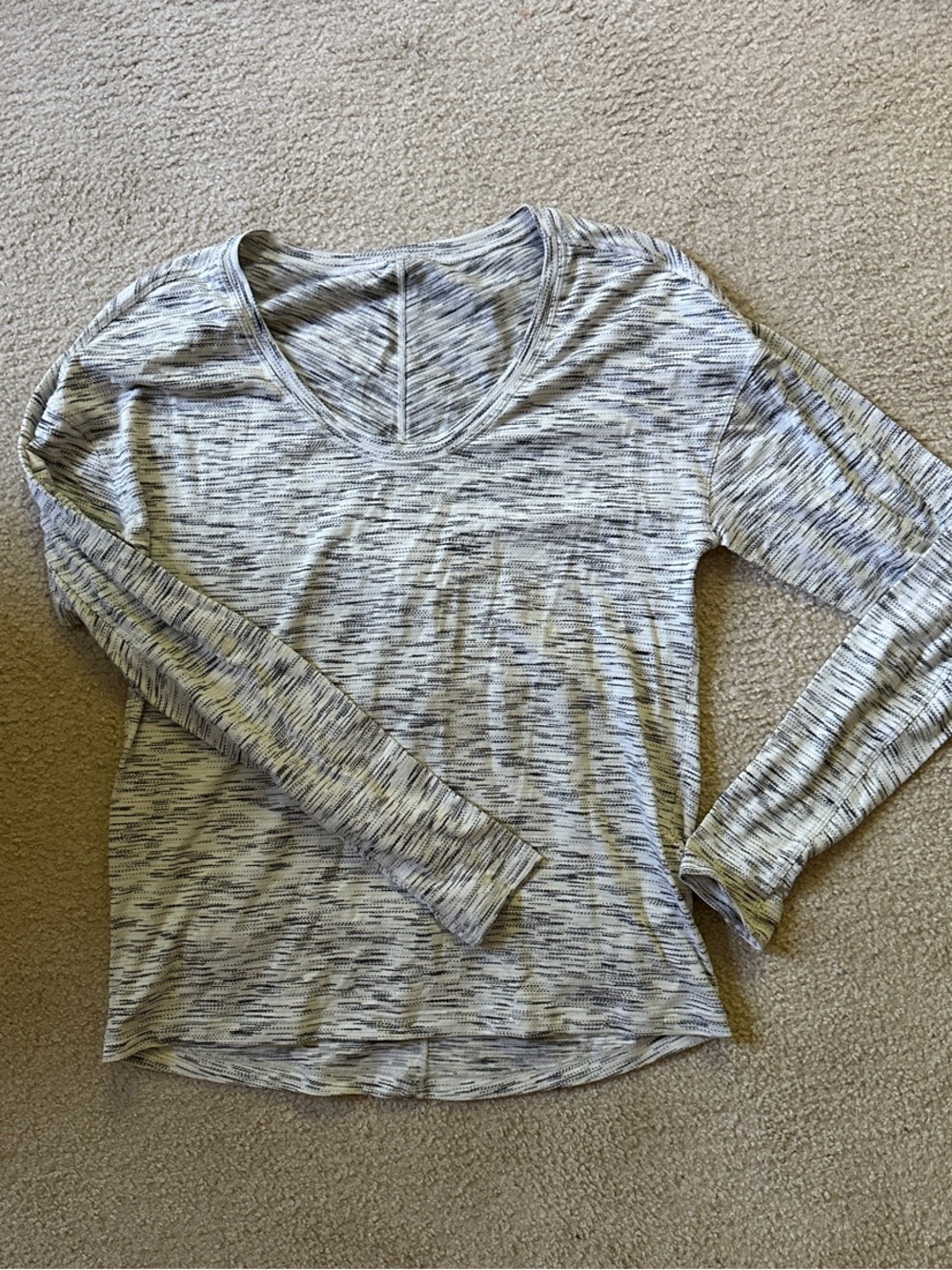 lululemon athletica Heathered Gray V-Neck Long Sleeve Top
